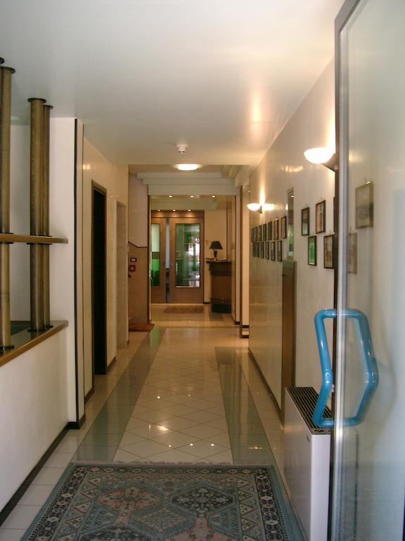 Albergo Arcobaleno Соттомарина Экстерьер фото